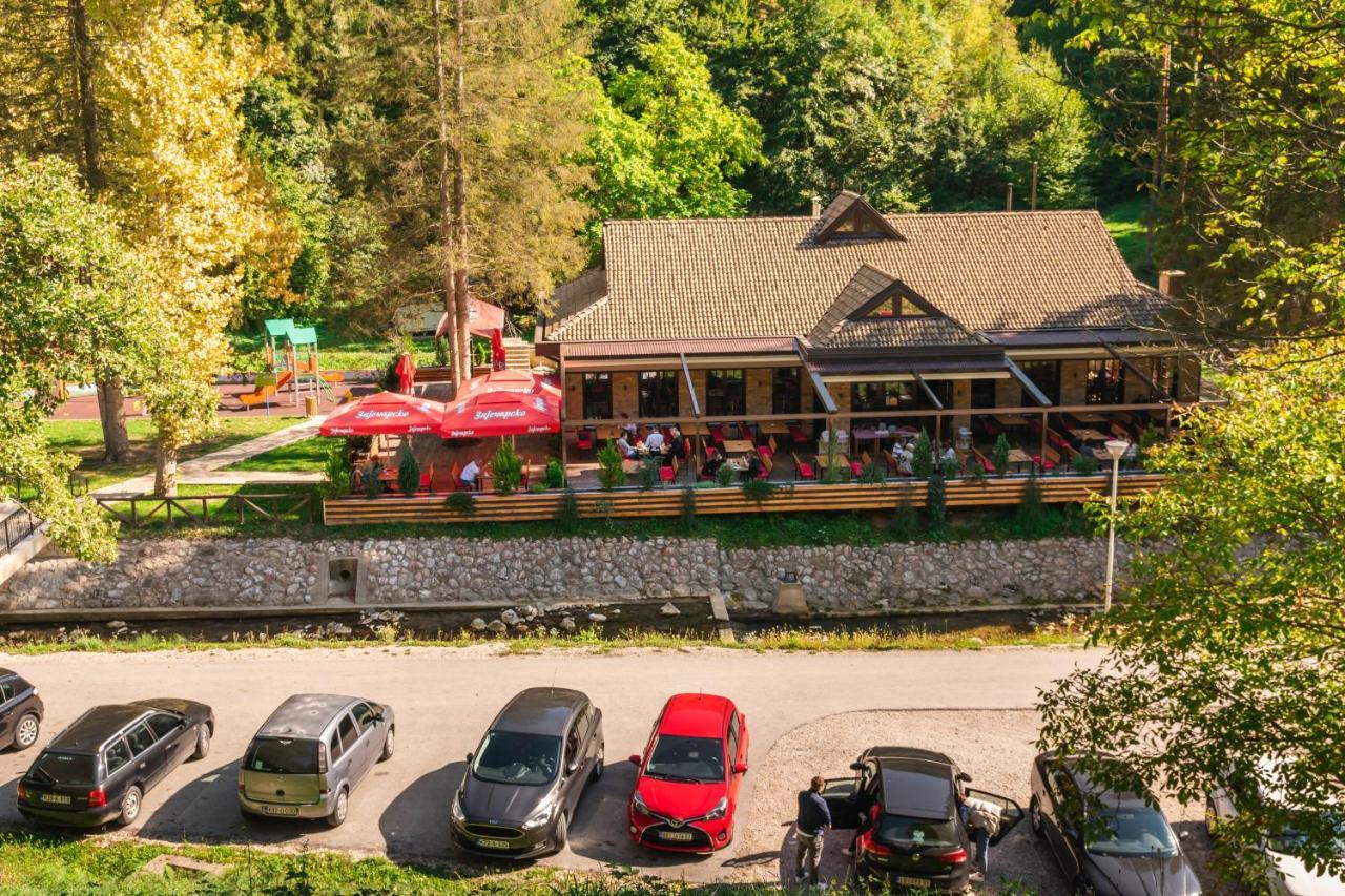 Appartamento Anin Dvor Sekovici Esterno foto